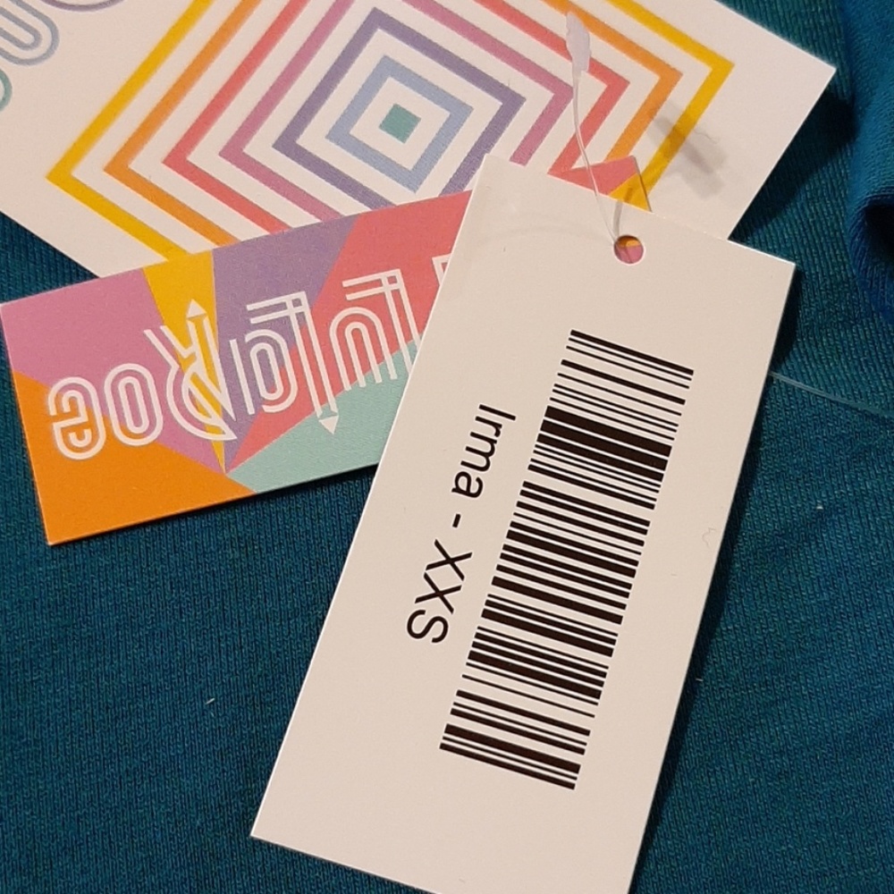 Lularoe Irma - Picture 2 of 4